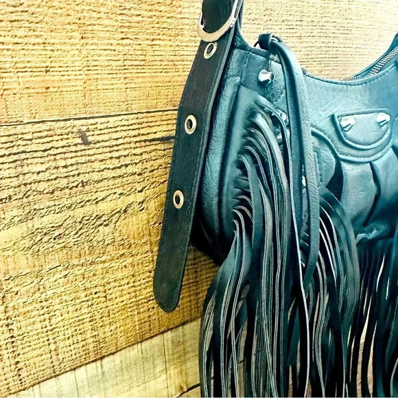 NWOT Motorcycle/Goth Style Fringed Studded Crossbody - Picture 5 of 9